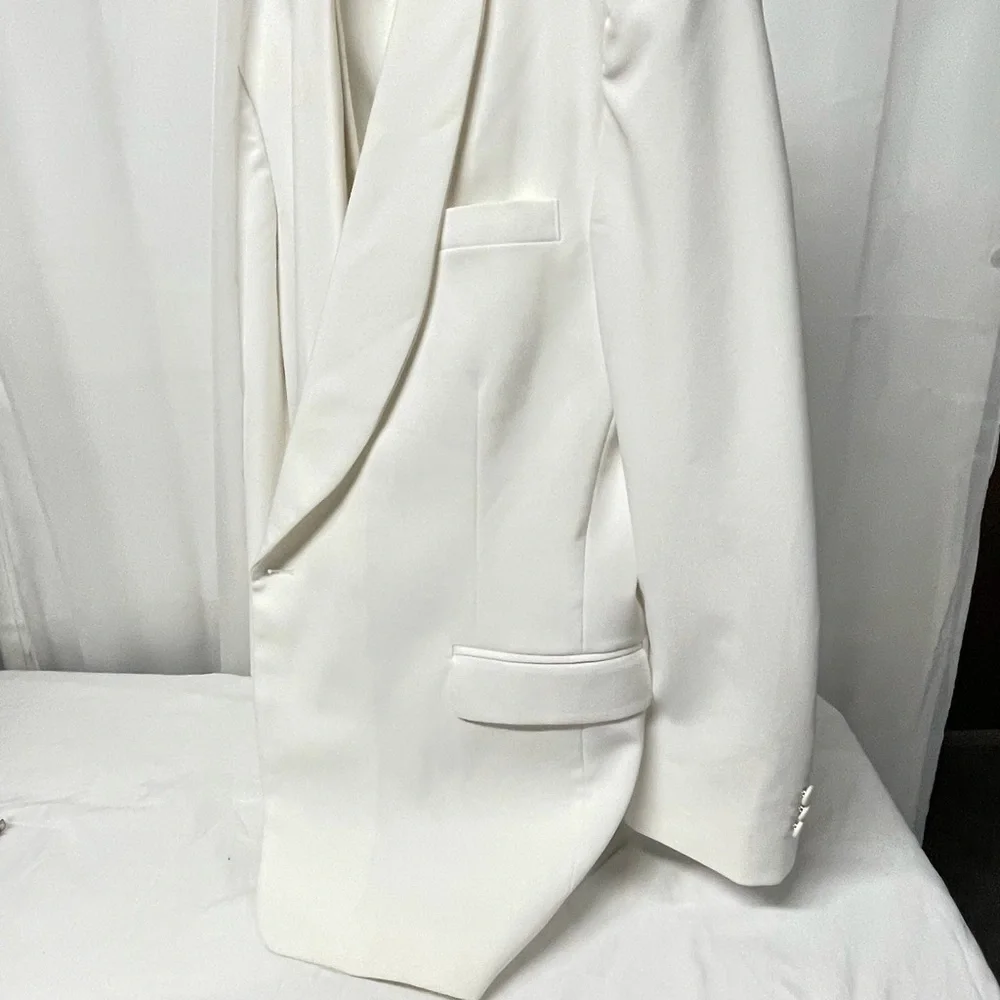 Tuxedo Jacket - Elegant Formal Vest Bow Tie Wash and Wear - Picture 6 of 13